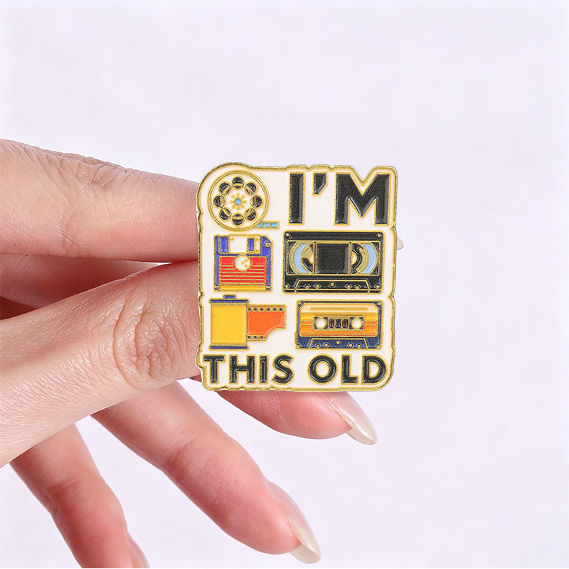 I'm This Old Badge Cartoon Ret - Reel Bag ulasan dan harga